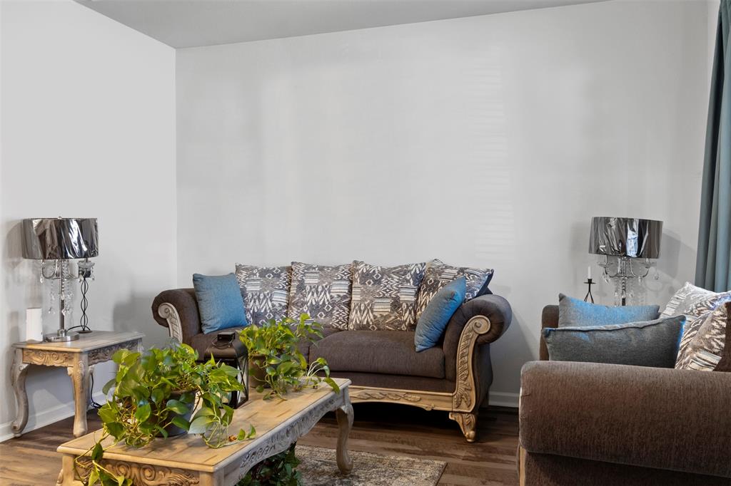 Meadowbrook Place - Residential