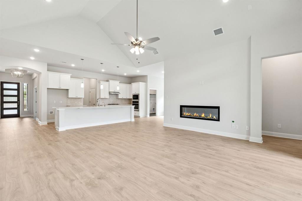 Oaks of North Grove - Residential