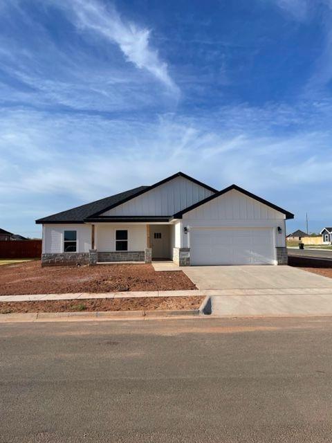 This home features 3 bedrooms and 2 bathrooms with luxury vinyl plank flooring throughout, granite countertops, split floorpan with open living concept. Privacy fenced yard with irrigation system and new sod. This one is absolutely beautiful. 

Pets must be approved by the owner!

Requires tenant enrollment to the Tenant Benefit Package through Gerard Real Estate. Ask us for details.  $39.00 a month.