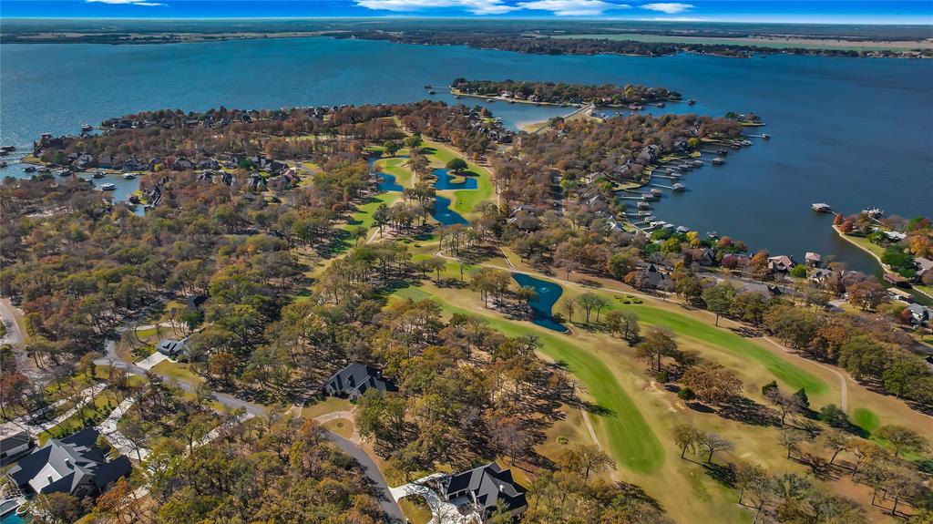 PINNACLE CLUB - Land
