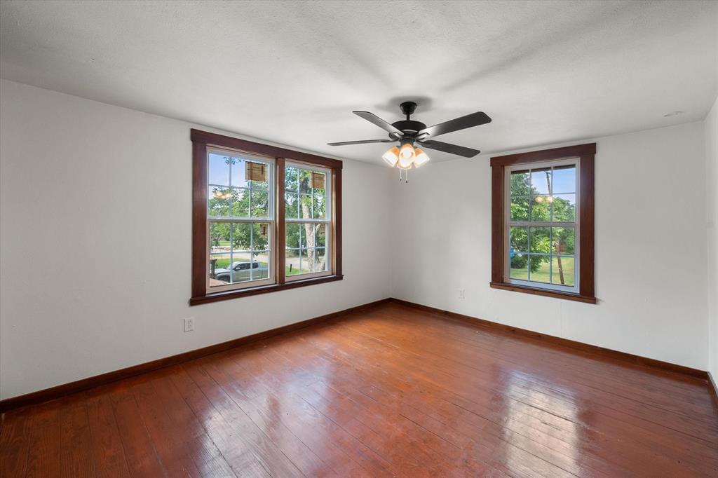 Kerens Ot - Residential