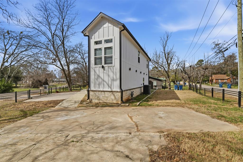 Edwin Hart Sub - Residential