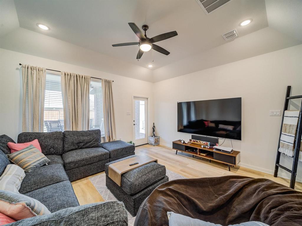 Mantua Point, Phase I - Residential