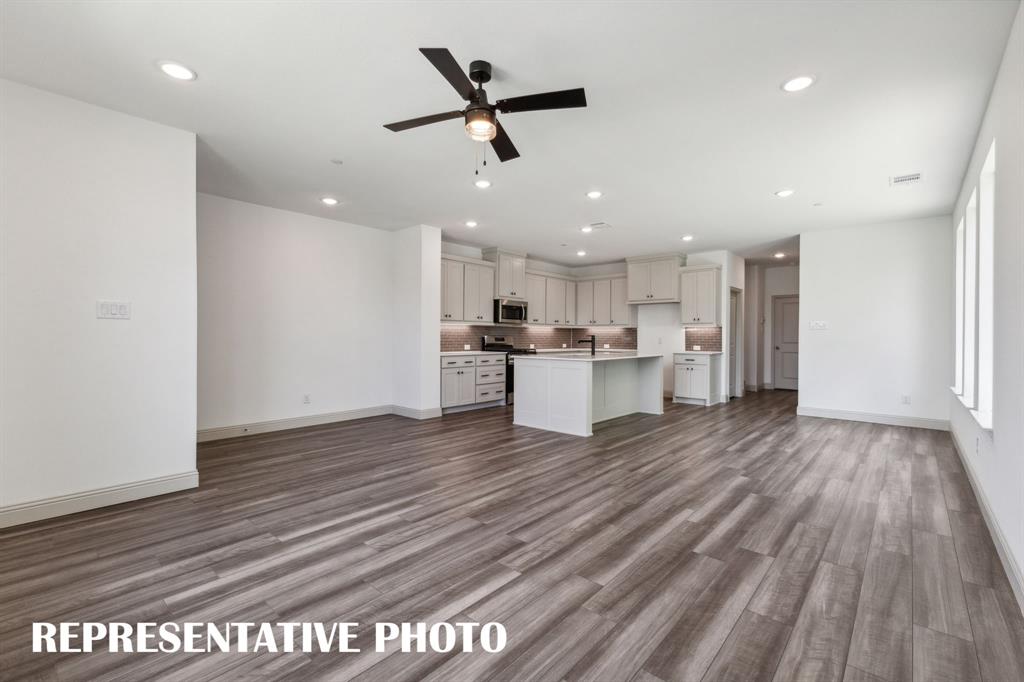 Twin Creeks Watters Townhomes - Residential