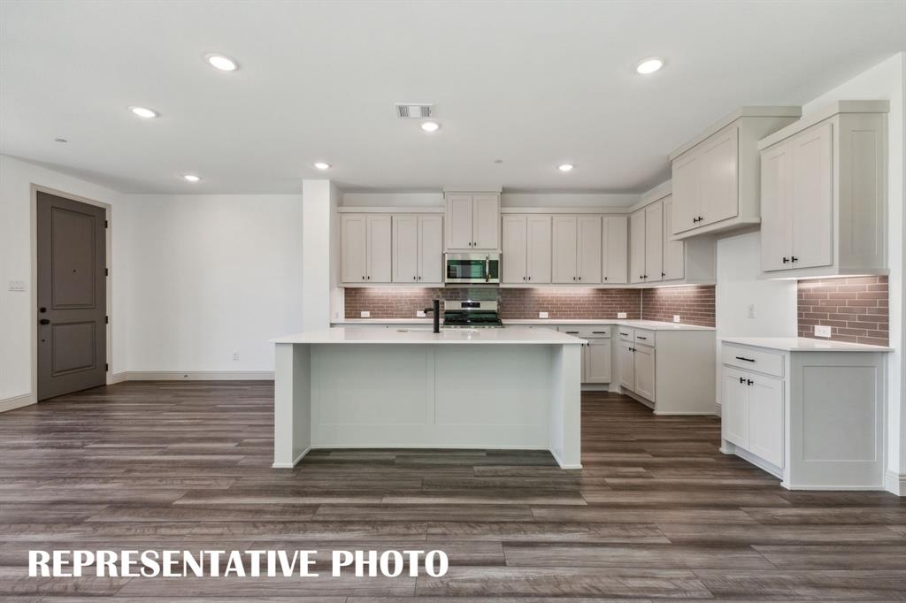 Twin Creeks Watters Townhomes - Residential