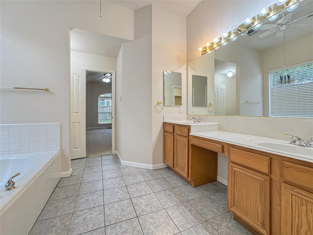Villages Of Lake Forest Ph II - Residential