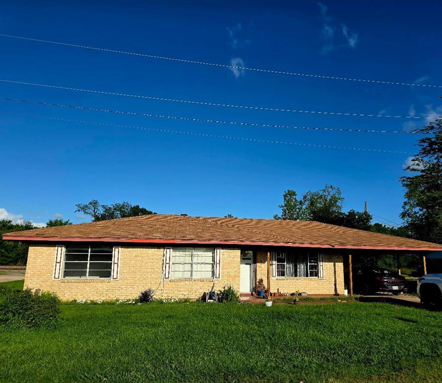 Fantastic Opportunity – Perfect Starter Home or Investment!
Don’t miss out on this fantastic, budget-friendly 3-bedroom, 1-bathroom brick home! Complete with a convenient attached carport, this property offers a solid foundation and incredible potential. The home features some updates throughout, a spacious yard perfect for outdoor activities, and the ultimate peace of mind with a brand-new roof installed in 2023.
Whether you are looking to put your personal touch on a home and make it your own, or seeking a lucrative addition to your rental portfolio, this property fits the bill. Located in an area with strong rental demand, this home has an estimated market rent of approximately $1,100 per month.
Properties at this price point don't last long—schedule your tour today before it’s gone!  Sellers are motivated to sell so make an offer!