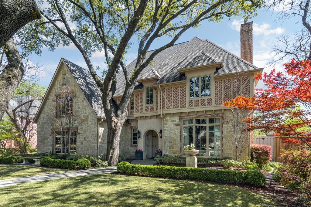 Sophisticated style abounds in this beautiful Oscar Ponder home in the fairway of Preston Hollow on a 90X150 lot. No expense was spared in this updated 5 bedroom, 7 bathroom home plus game room and office to the designer finish out it is today. Incredible ceilings as you enter the foyer, greeted by amazing living room, dining room and study. Wainscoting throughout this incredible home with gorgeous hardwood floors and open floor plan. You will not want to leave the beautiful kitchen with double dishwashers and marble countertops that looks out over the incredible large back yard with fabulous pool. New master suite with new master bath. A show stopping home in the heart of Preston Hollow!