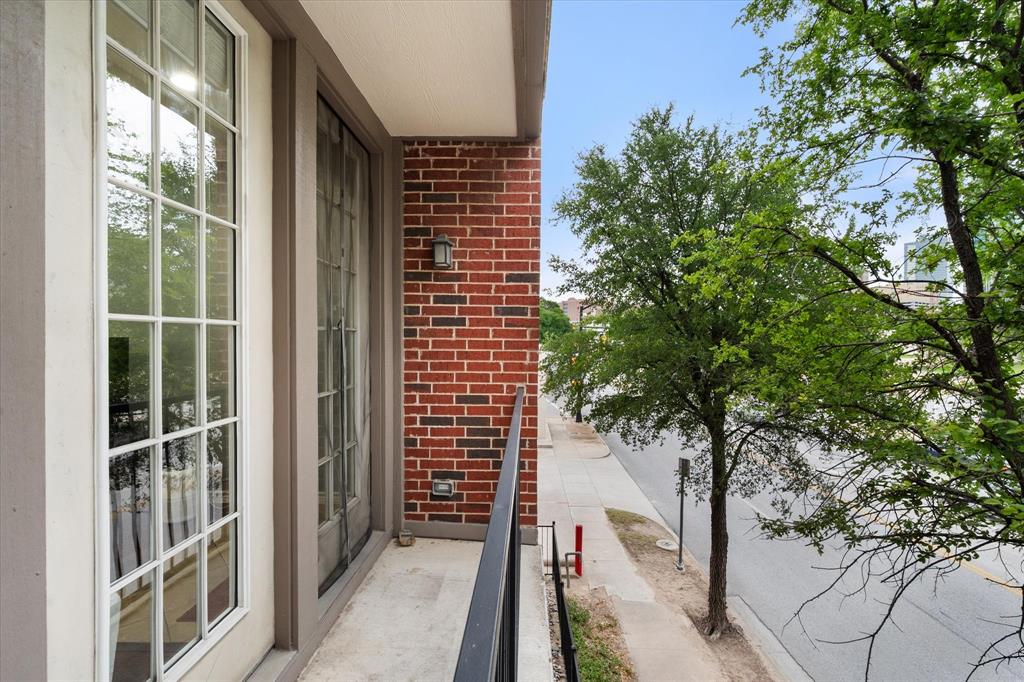 Westview Condos - Residential