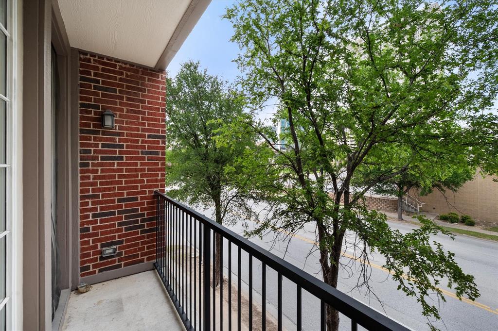 Westview Condos - Residential