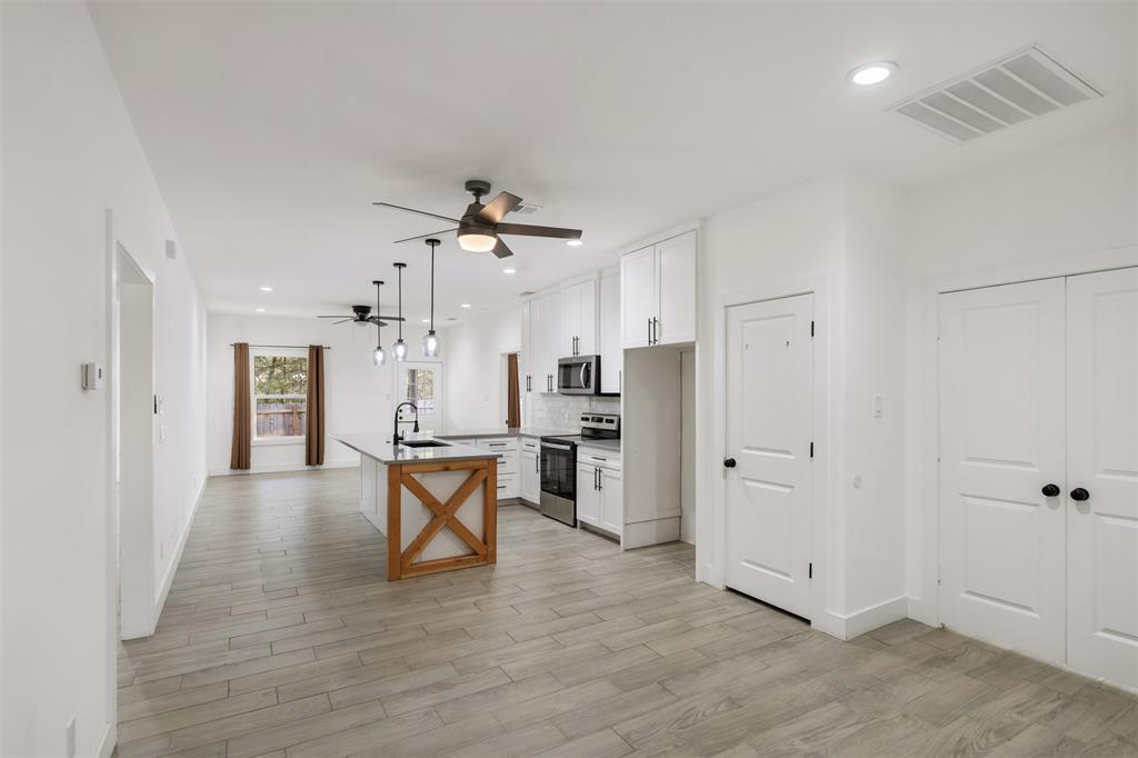 Del Mar Sub - Residential
