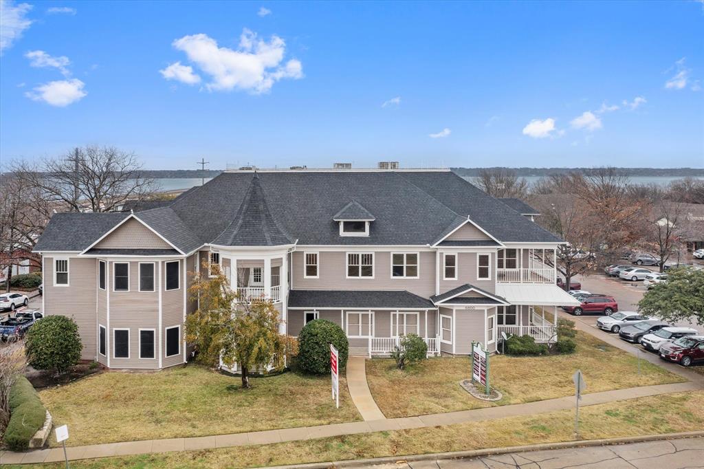 Heritage On The Lake-Heritage - Commercial Sale