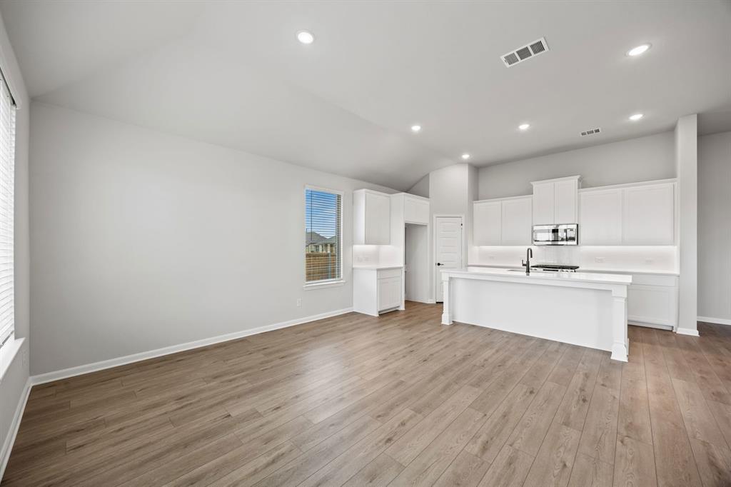 Kings Way - Residential