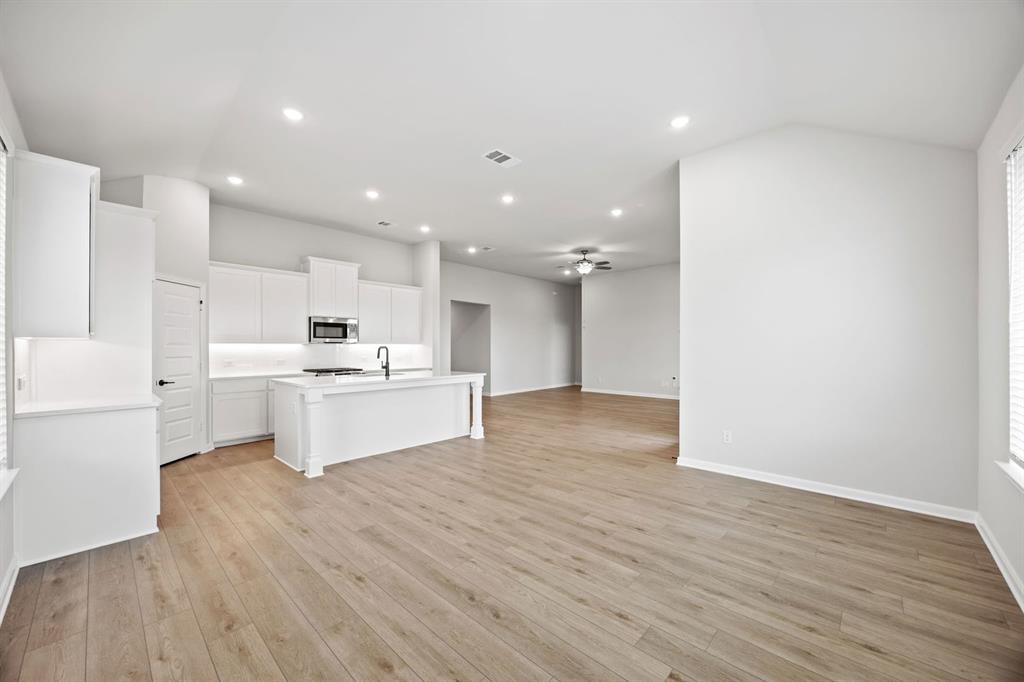 Kings Way - Residential