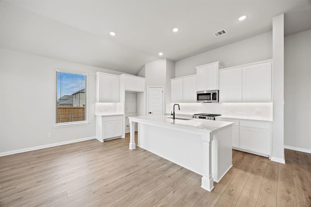 Kings Way - Residential