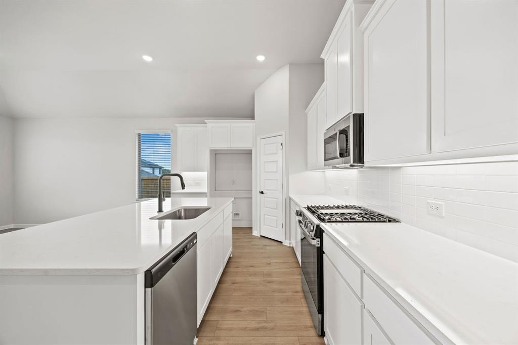 Kings Way - Residential