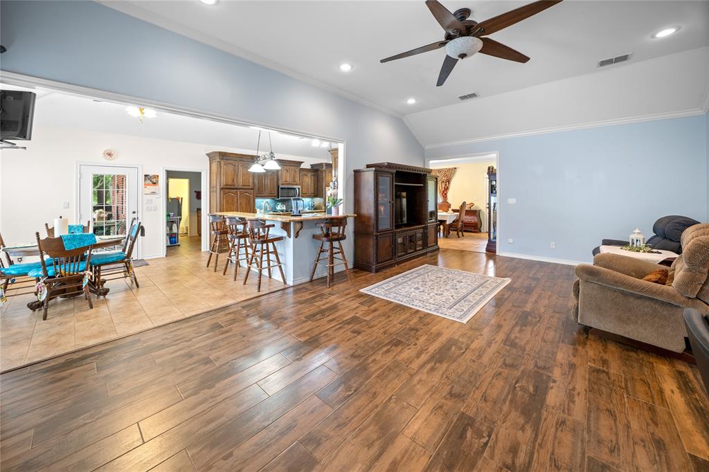 A0052 P Archer - Residential