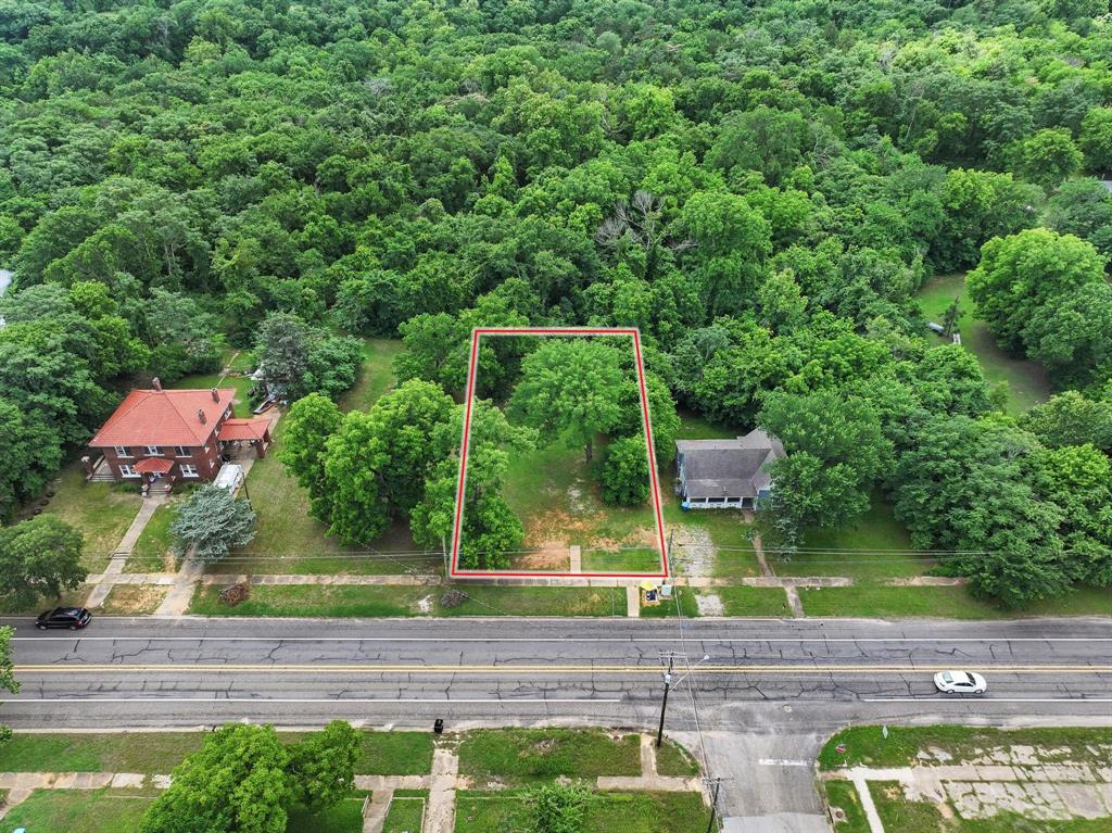 Residential lot conveniently located near downtown Denison with easy access to local dining, shopping, schools, and entertainment. Fiber internet is available in the area, making this a great opportunity for a future homesite or investment property. Buyer and buyer’s agent to verify availability of utilities, zoning, restrictions, and all development requirements. Information deemed reliable but not guaranteed.