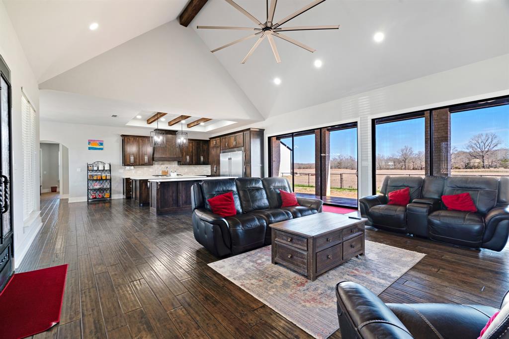 QUAIL HOLLOW ESTATES - Residential