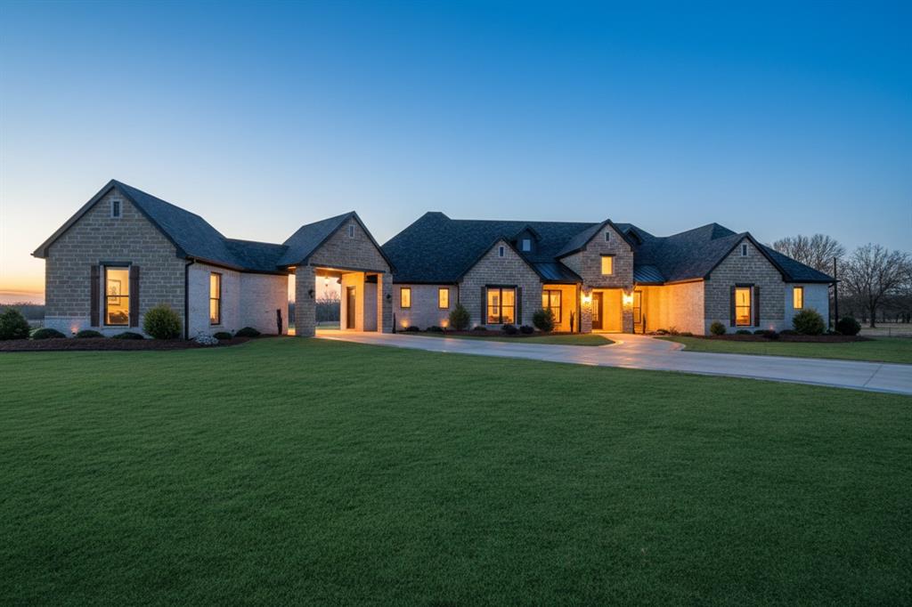 QUAIL HOLLOW ESTATES - Residential