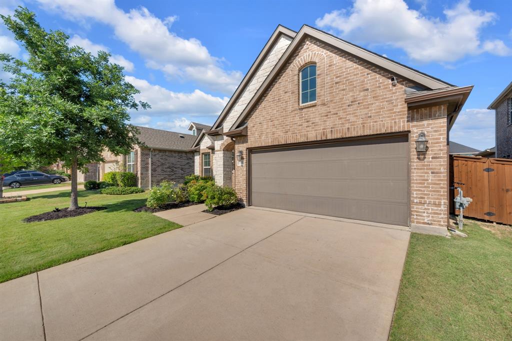 Trinity Falls - Residential
