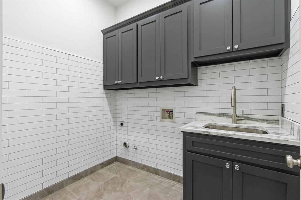 Frankford Lake Add - Residential