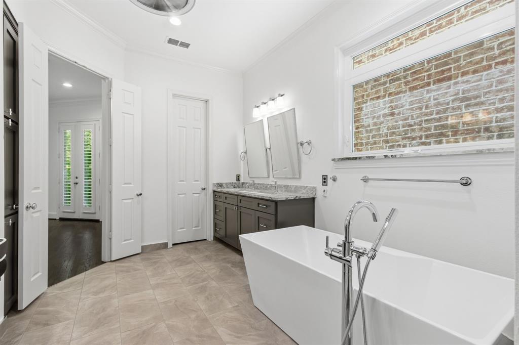 Frankford Lake Add - Residential