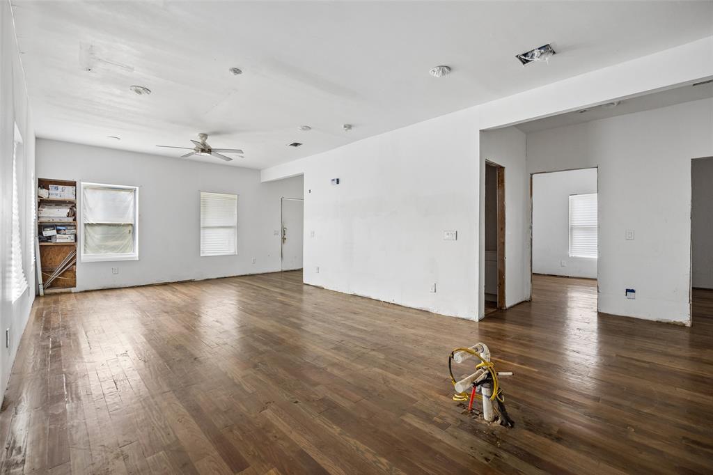 English Place - Residential