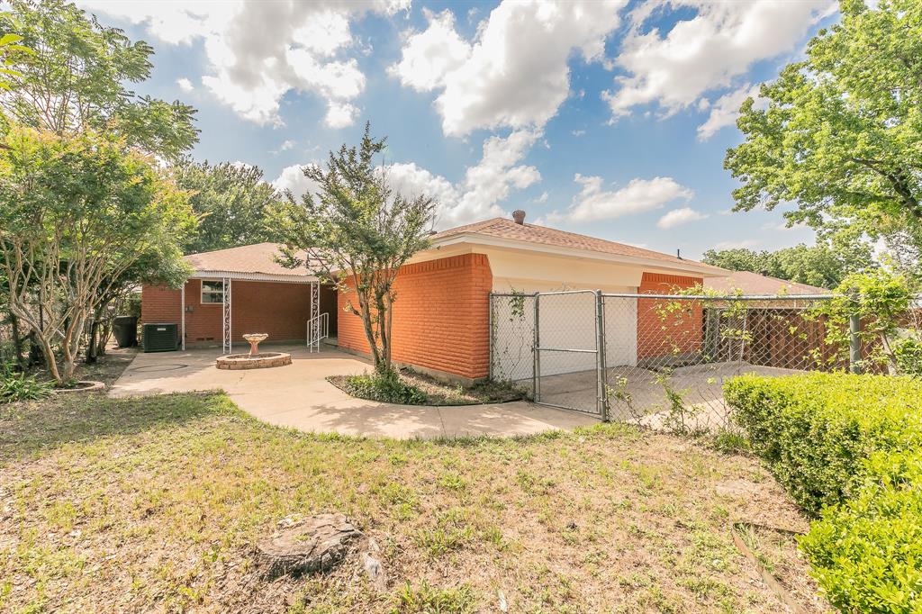 Cedar Heights Acreage - Residential
