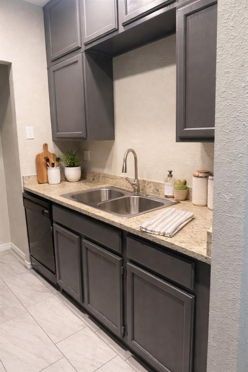 Embassy Oaks Condo - Residential