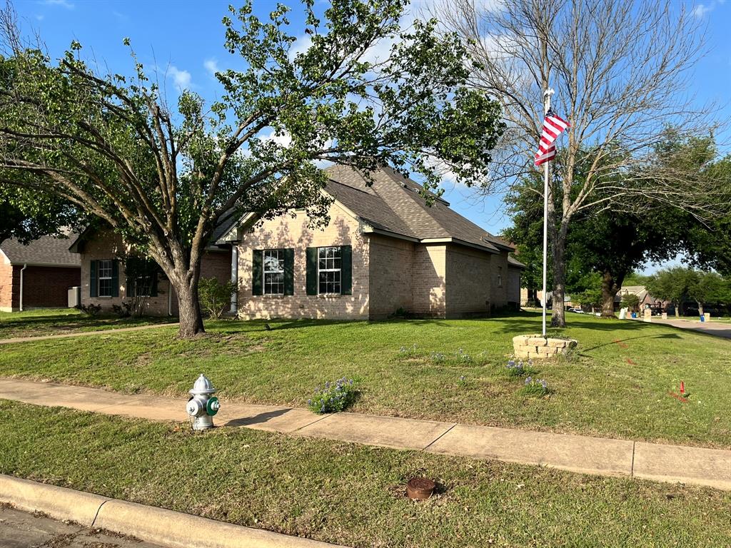 Casa Linda #12 - Residential