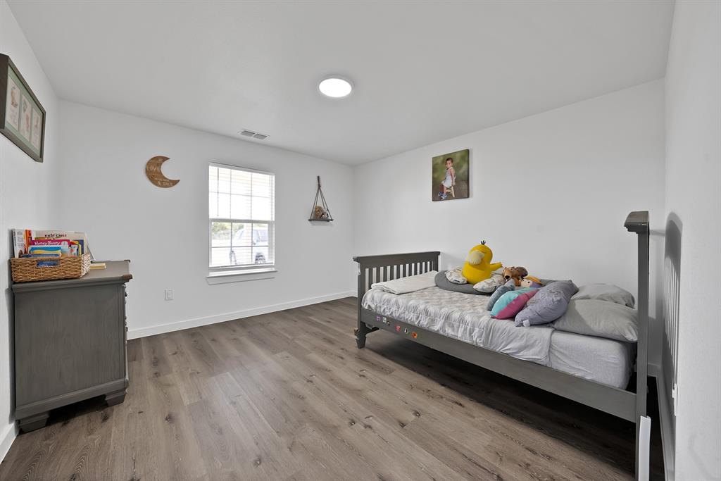 ACRES: 5.000 ABS: 794 TR: 3-02 SUR: RIGGS JAM - Residential