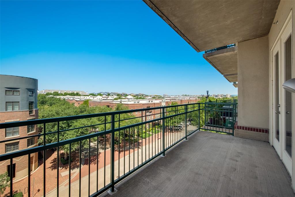 Aventura Condos - Residential