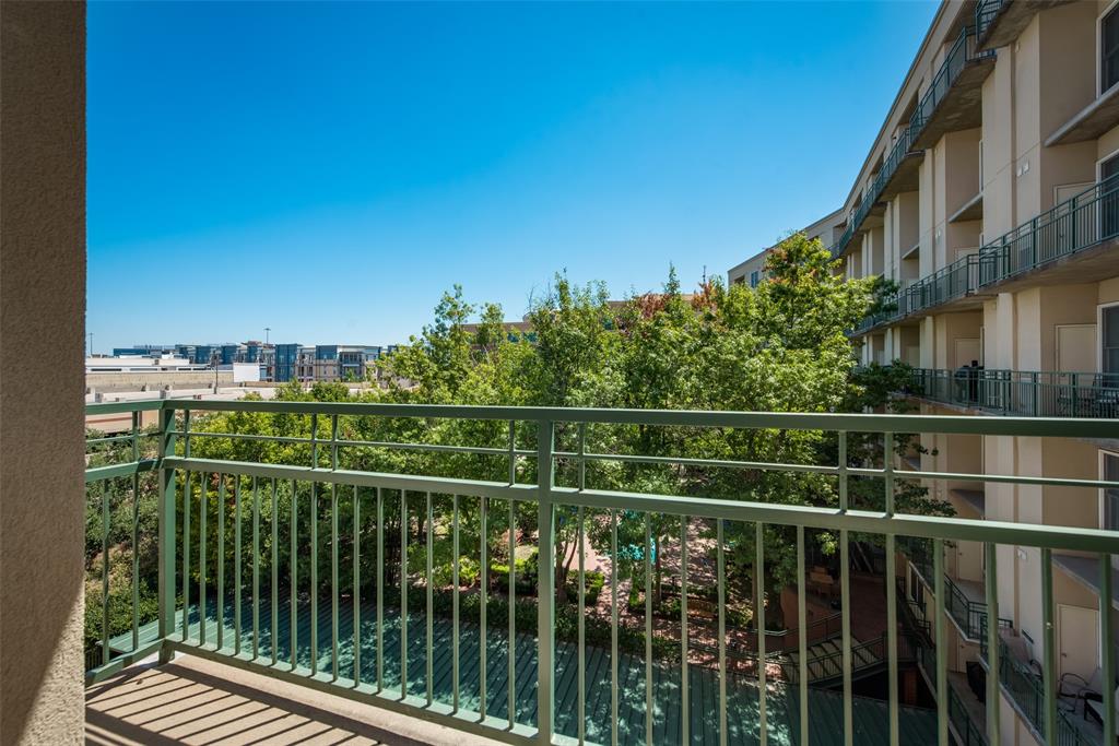 Aventura Condos - Residential