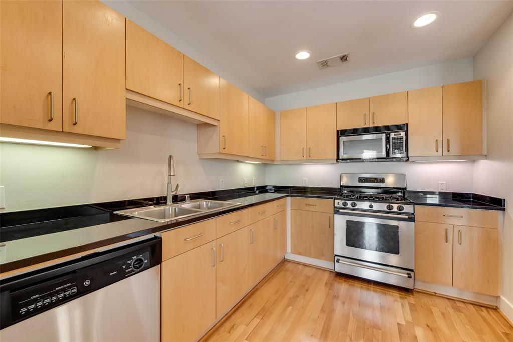 Aventura Condos - Residential