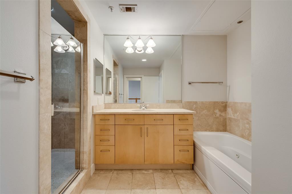 Aventura Condos - Residential