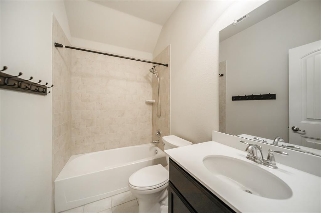 Woodridge Estates Ph Three - Residential Lease
