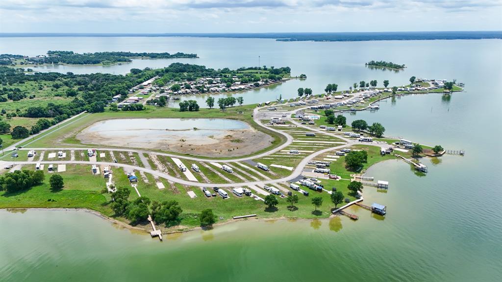Peninsula Point - Land