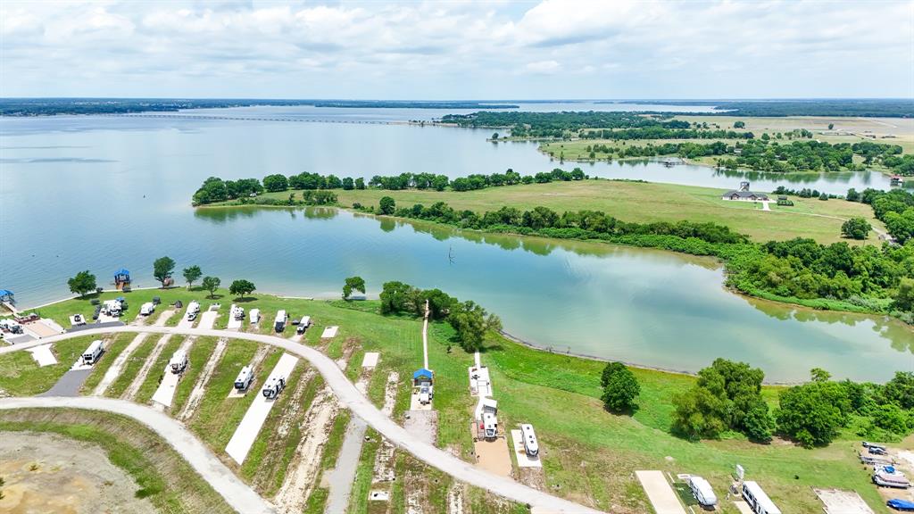 Peninsula Point - Land