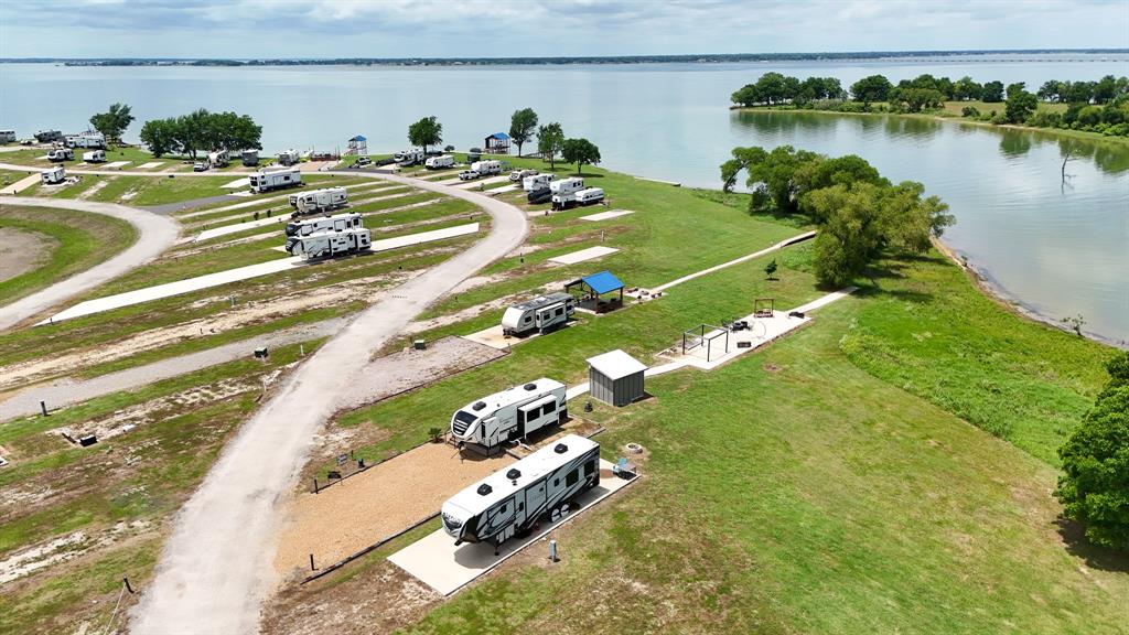 Peninsula Point - Land