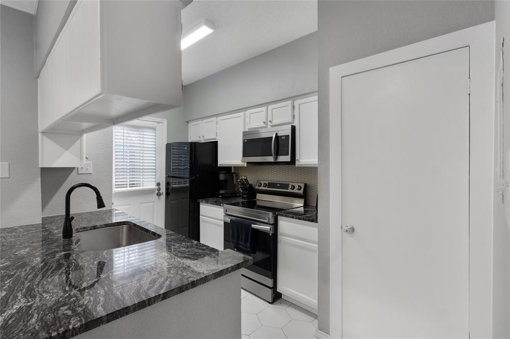 One Orleans Place Condos Ph 01 & 03 - Residential