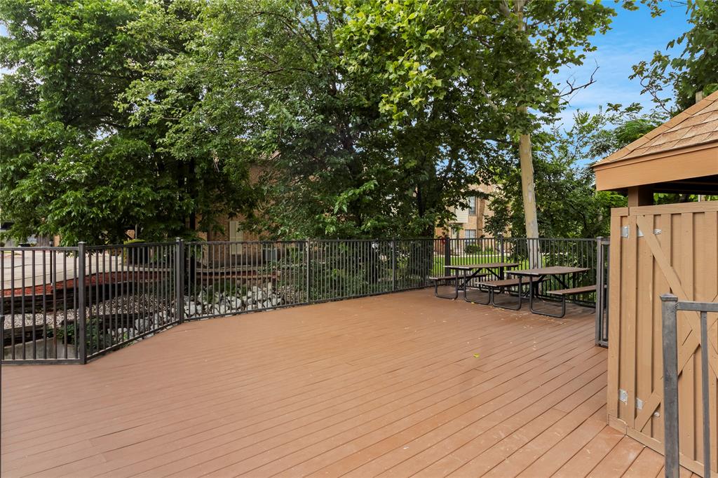 One Orleans Place Condos Ph 01 & 03 - Residential