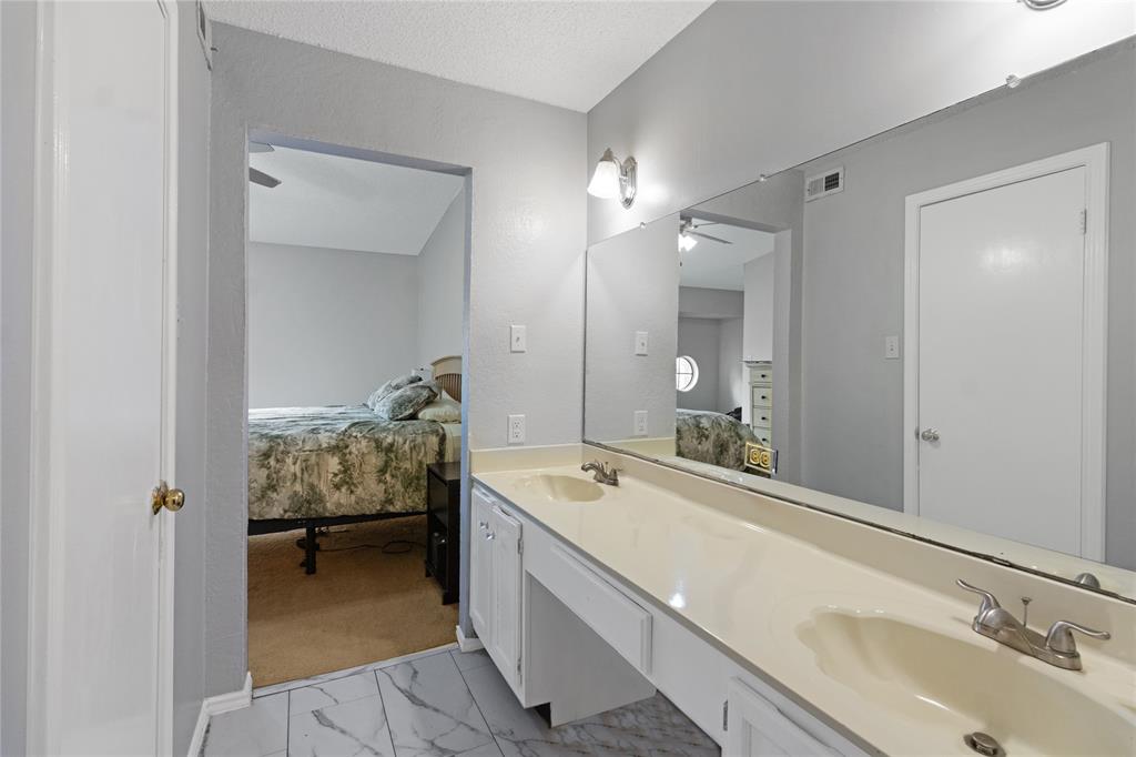 One Orleans Place Condos Ph 01 & 03 - Residential