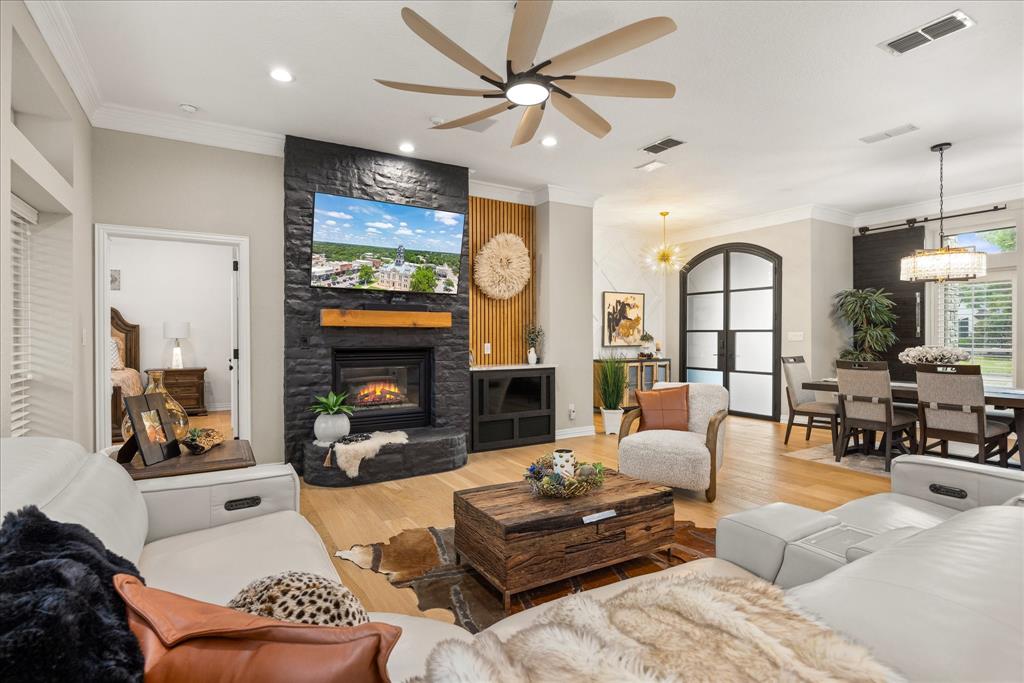 Waters Edge - Residential