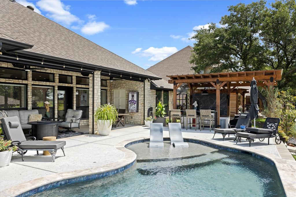 Waters Edge - Residential