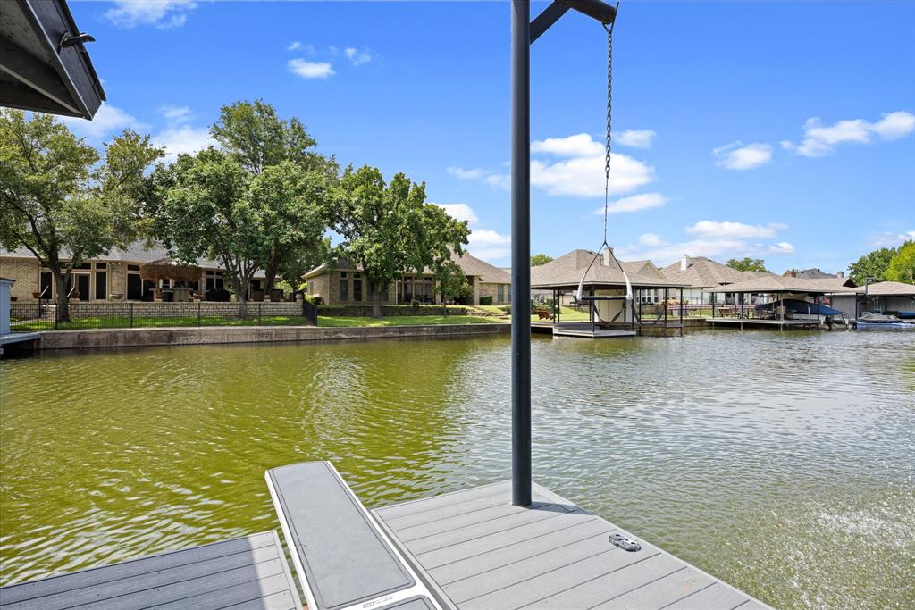 Waters Edge - Residential
