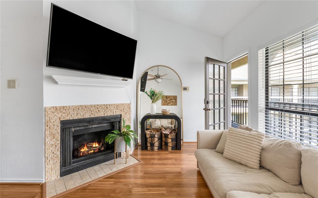 Lovers Lane Condos Ph I - IV - Residential
