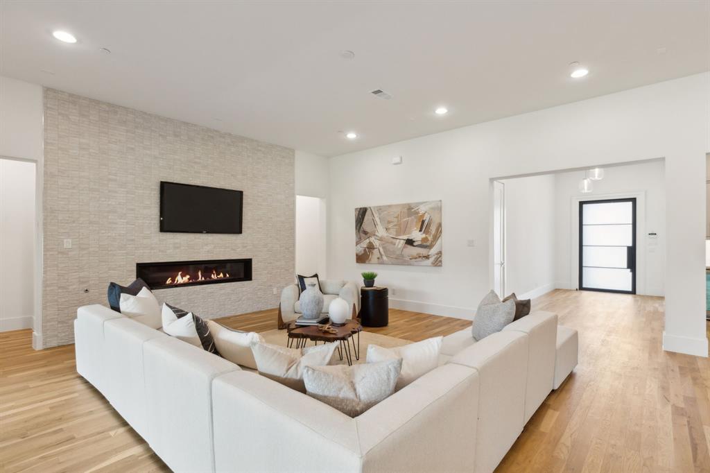 Hawks Wood Ph 2 - Residential