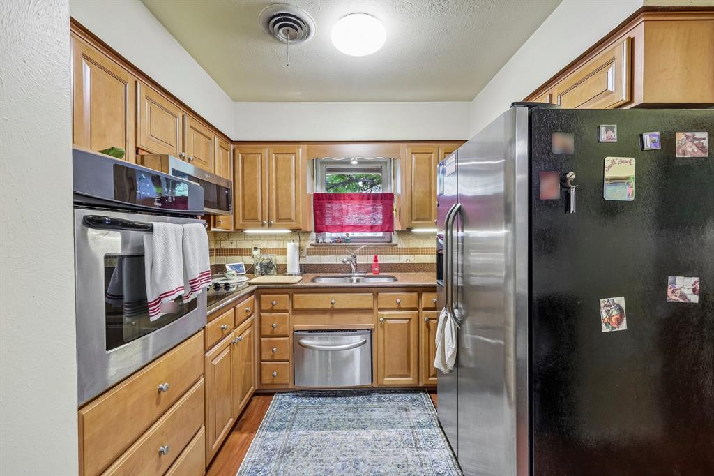 Meadowbrook Acres Add - Residential