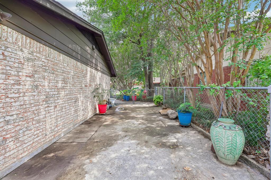 Meadowbrook Acres Add - Residential
